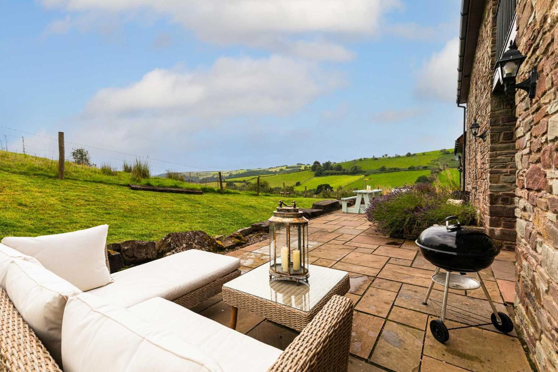 Hilltop View With Hot Tub Brecon Exterior photo