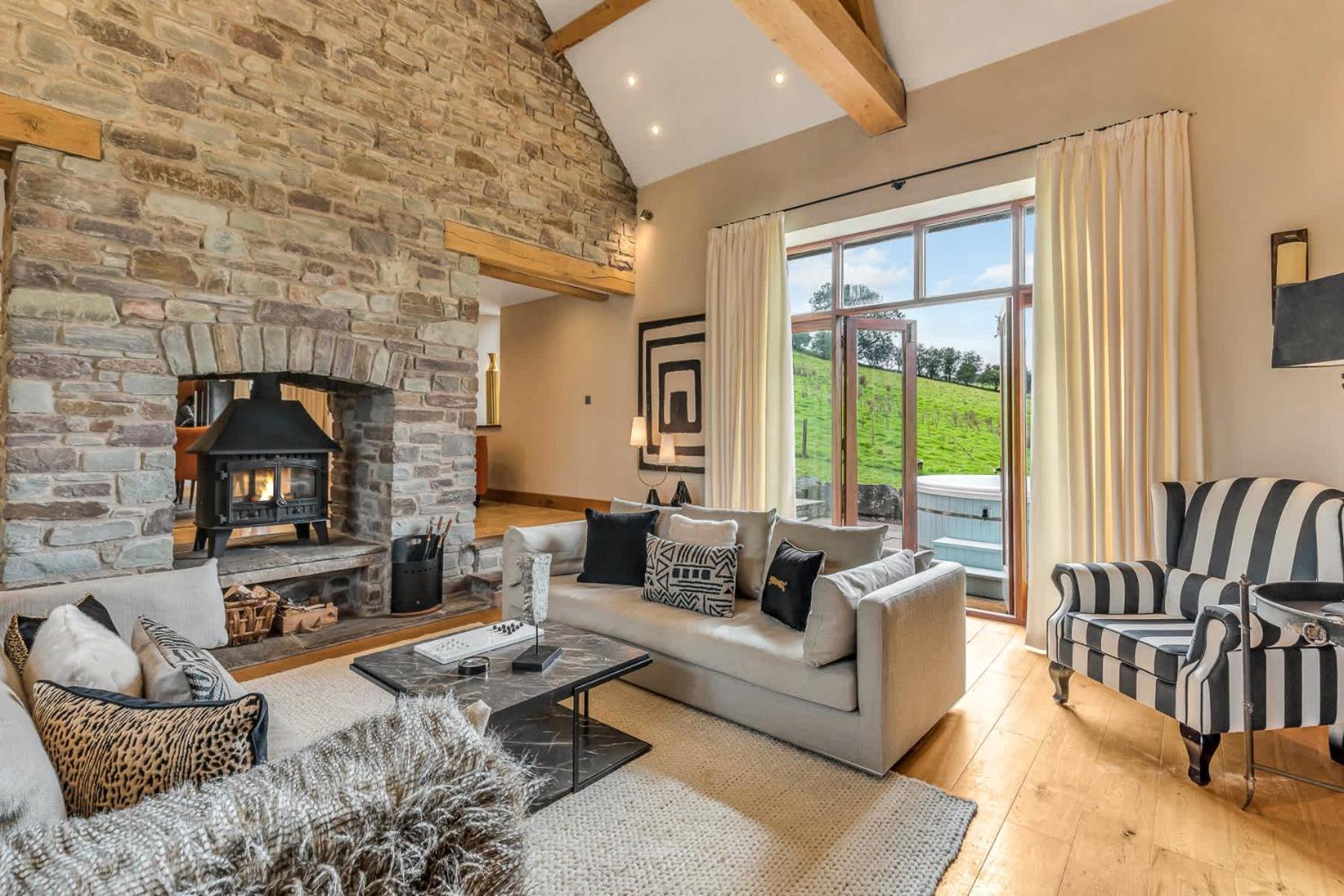 Hilltop View With Hot Tub Brecon Exterior photo